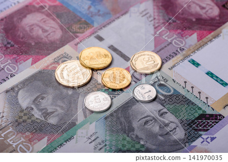 Peruvian paper currency cash sol for payments and settlements. Peruvian cash Peruvian paper currency cash sol for payments and settlements. Peruvian cash 141970035
