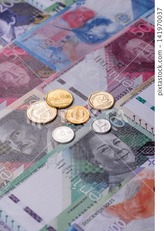 Peruvian paper currency cash sol for payments and settlements. Peruvian cash Peruvian paper currency cash sol for payments and settlements. Peruvian cash 141970037