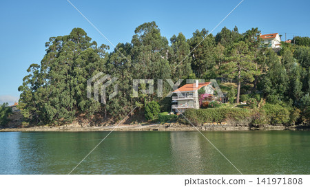 Waterfront Home on the Wooded Slope of Monte Lourido in Galicia Waterfront Home on the Wooded Slope of Monte Lourido in Galicia 141971808