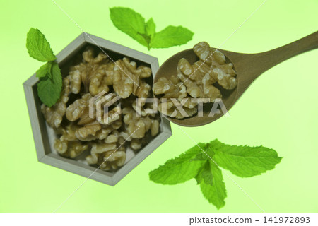 Walnuts - Close-up 141972893