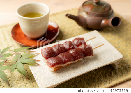 餃子、綠茶和綠楓葉 141973719
