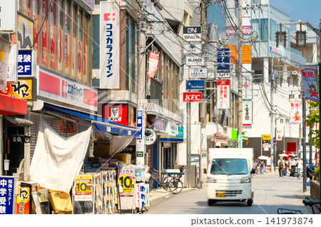 京王線、千歲烏山站、烏山站前商店街 京王線、千歲烏山站、烏山站前商店街 141973874