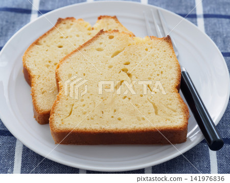 美味的磅蛋糕 美味的磅蛋糕 141976836