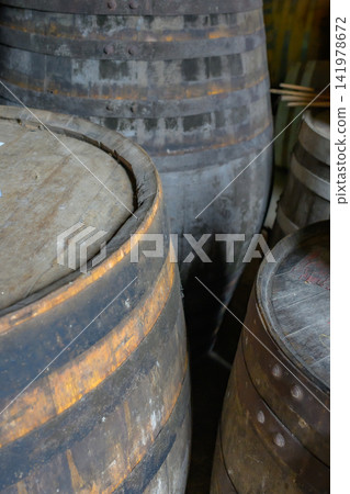 威士忌酒桶、儲存設施 威士忌酒桶、儲存設施 141978672