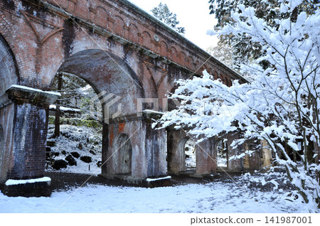 京都Seitokaku雪場面 京都Seitokaku雪場面 141987001