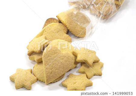 baked biscuits of various butter shapes baked biscuits of various butter shapes 141999053