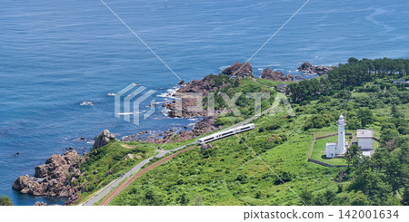 Aomori Prefecture: View of Tanesashi Coast and Tohoku Emotion (restaurant train) in Hachinohe City Aomori Prefecture: View of Tanesashi Coast and Tohoku Emotion (restaurant train) in Hachinohe City 142001634