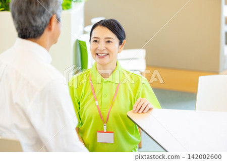 照顧者的女人 照顧者的女人 142002600