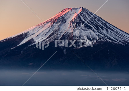 Mt. Fuji seen from Mitsubashi Mt. Fuji seen from Mitsubashi 142007241