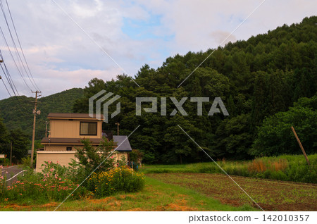 Rural scenery of Kuzumaki: A peaceful rural town Rural scenery of Kuzumaki: A peaceful rural town 142010357