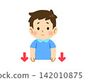 A boy with both hands down 142010875