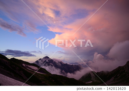 Sunset over Mt. Tsurugi 142011620