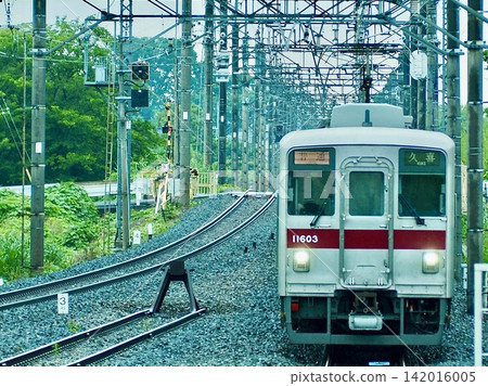Tobu Isesaki Line 10000 series, Washinomiya Station Tobu Isesaki Line 10000 series, Washinomiya Station 142016005