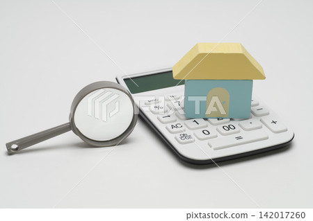 Real Estate Image, which investigates housing prices and purchase costs. Real Estate Image, which investigates housing prices and purchase costs. 142017260