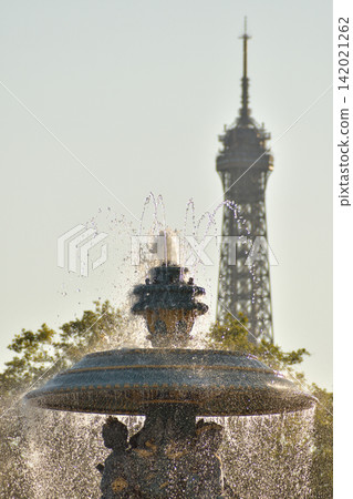 The fountains and Eiffel Tower in Place de la Concorde, shining in the backlight during a solar eclipse, Paris (August 12, 2026) The fountains and Eiffel Tower in Place de la Concorde, shining in the backlight during a solar eclipse, Paris (August 12, 2026) 142021262