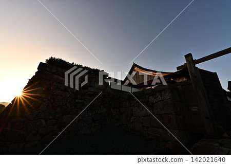 Sasayama Castle at Dawn Sasayama Castle at Dawn 142021640