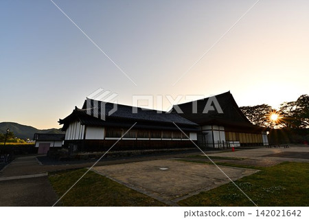 Sasayama Castle at Dawn Sasayama Castle at Dawn 142021642
