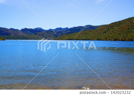 Late Winter at Saguaro lake in Arizona Late Winter at Saguaro lake in Arizona 142023232