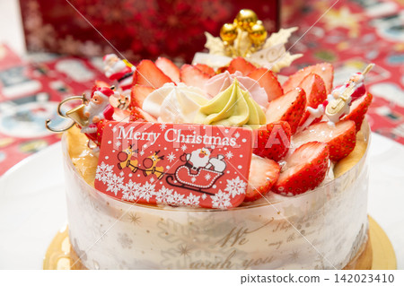 Image of Christmas cake Image of Christmas cake 142023410