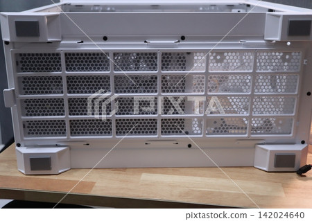 White Computer Case Mesh Panel Interior View White Computer Case Mesh Panel Interior View 142024640