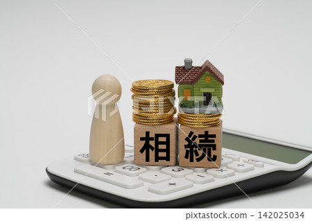一張展現資產透過繼承和房地產繼承進行轉移的圖片。 一張展現資產透過繼承和房地產繼承進行轉移的圖片。 142025034