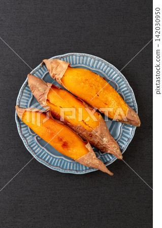 roasted Sweet Potato Traditional Snack Food Dish roasted Sweet Potato Traditional Snack Food Dish 142030950
