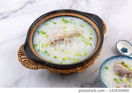 cantonese Pork Rib Congee Rice Porridge Food cantonese Pork Rib Congee Rice Porridge Food 142030960
