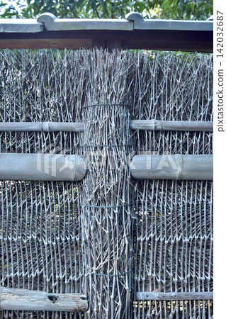 The bamboo fence of the Konoike Shinden Kaisho (Konoike New Rice Field Office) The bamboo fence of the Konoike Shinden Kaisho (Konoike New Rice Field Office) 142032687