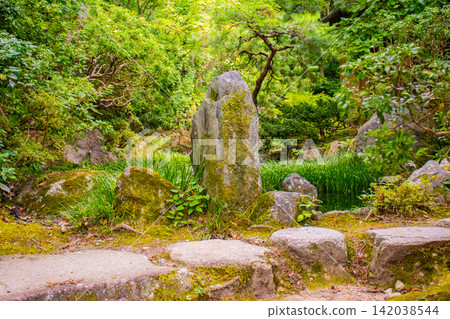 Yuzen Garden: A luxurious experience of spending a tranquil moment in a renowned garden from the Showa era. Yuzen Garden: A luxurious experience of spending a tranquil moment in a renowned garden from the Showa era. 142038544
