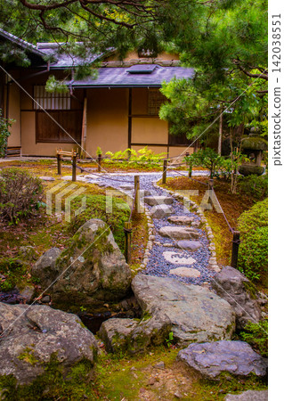 Yuzen Garden: A luxurious experience of spending a tranquil moment in a renowned garden from the Showa era. Yuzen Garden: A luxurious experience of spending a tranquil moment in a renowned garden from the Showa era. 142038551