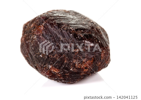 macro mineral stone Garnet, on a white background macro mineral stone Garnet, on a white background 142041125