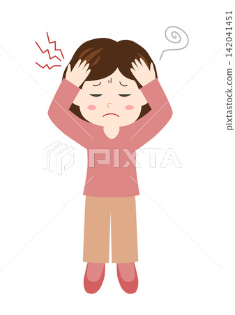 一名女子因頭痛而痛苦地摀著頭。 一名女子因頭痛而痛苦地摀著頭。 142041451