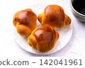 butter roll butter roll 142041961