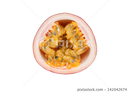 PNG image of a top-down view of a cross-section of a passion fruit from Kagoshima Prefecture. PNG image of a top-down view of a cross-section of a passion fruit from Kagoshima Prefecture. 142042674