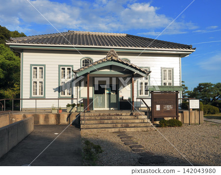 Seaside Literature Memorial Museum (Gamagori City) Seaside Literature Memorial Museum (Gamagori City) 142043980