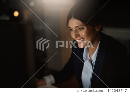 Smile, thinking and woman in dark office with computer for research, website review or networking. Reading, internet and businesswoman at desk with online report, article or checking email at night Smile, thinking and woman in dark office with computer for research, website review or networking. Reading, internet and businesswoman at desk with online report, article or checking email at night 142048747