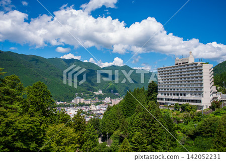Summer view of Gero Onsen town (Gero City, Gifu Prefecture) Summer view of Gero Onsen town (Gero City, Gifu Prefecture) 142052231