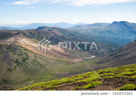 大雪山山脈旭岳的登山景色 142053301