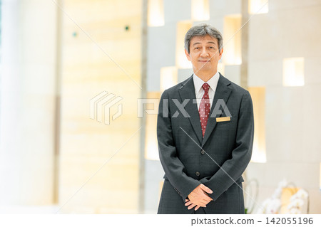 酒店經理 酒店經理 142055196
