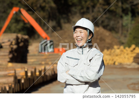 林業木材市場原木市場 142055795