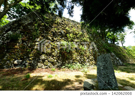 Takatori Castle Ruins [Takatori Town, Takaichi District, Nara Prefecture] 142062008