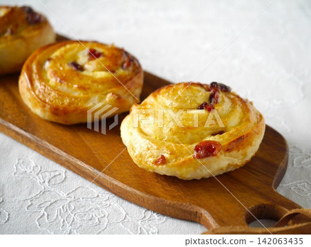 Cranberry Cheese Roll Cranberry Cheese Roll 142063435