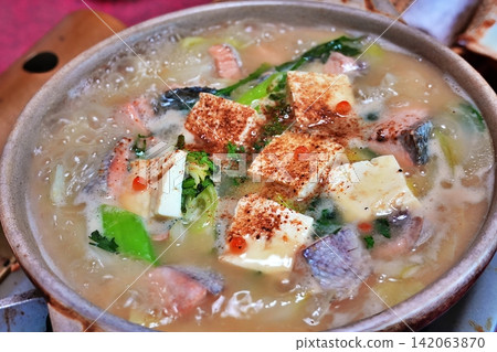 Ishikari pot Ishikari pot 142063870