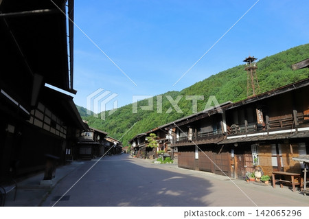 Nagano, Shiojiri, Narai-juku: An old townscape in a designated Important Preservation District for Groups of Traditional Buildings. Nagano, Shiojiri, Narai-juku: An old townscape in a designated Important Preservation District for Groups of Traditional Buildings. 142065296