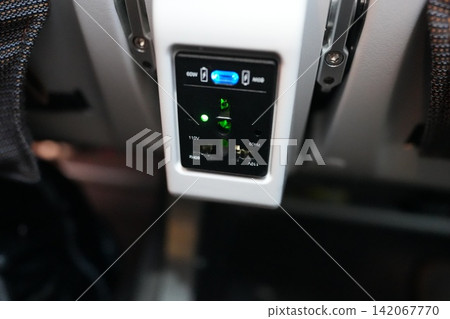 電插頭 電插頭 142067770