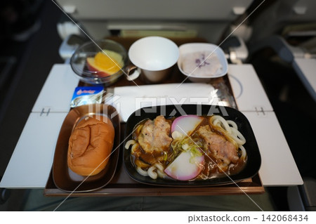 In-flight meal In-flight meal 142068434