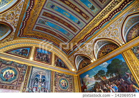 Antiquarium of Munich Residence. Renaissance halls and Treasury 142069554