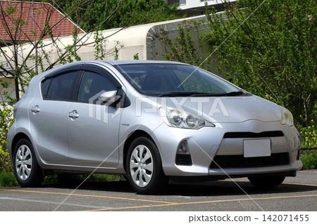 hybrid car hybrid car 142071455