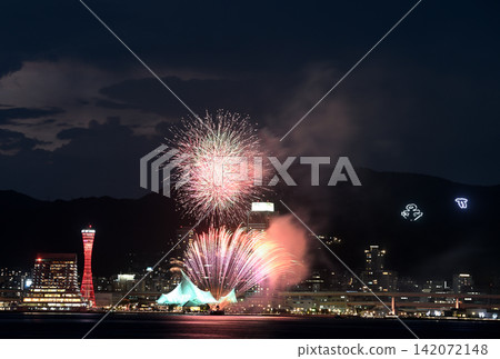 Kobe, night at the port, Kobe Port, weekend fireworks 142072148