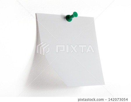 Blank note on white. Notepad. Blank note on white. Notepad. 142073054